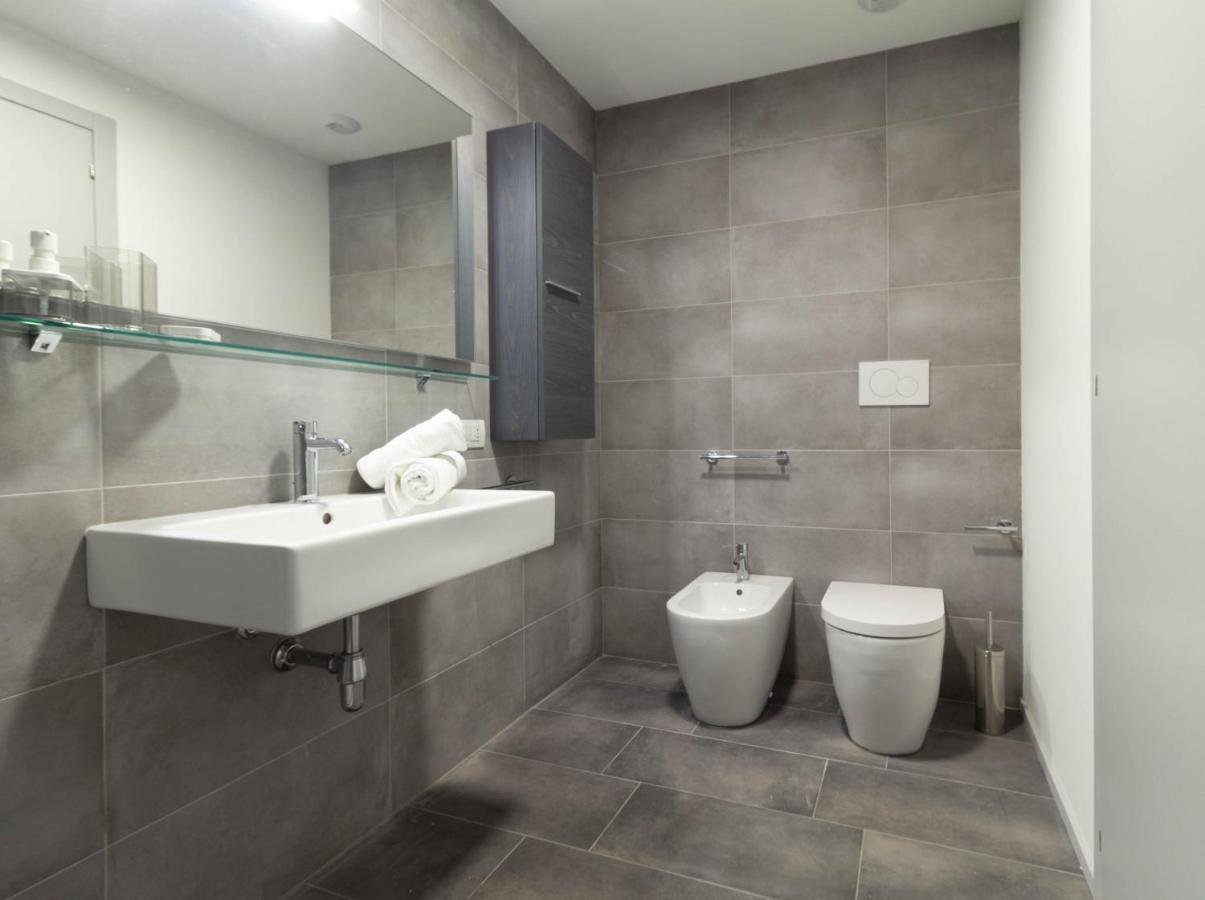 Lime Apartment - Affitti Brevi Italia Lecco Exterior photo