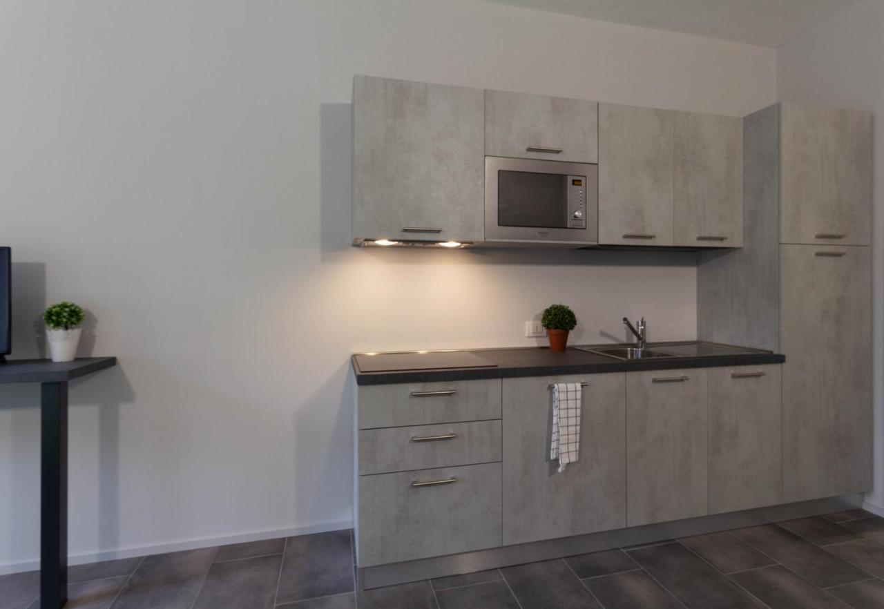 Lime Apartment - Affitti Brevi Italia Lecco Exterior photo